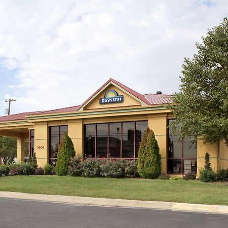Days Inn By Wyndham Summerton Экстерьер фото